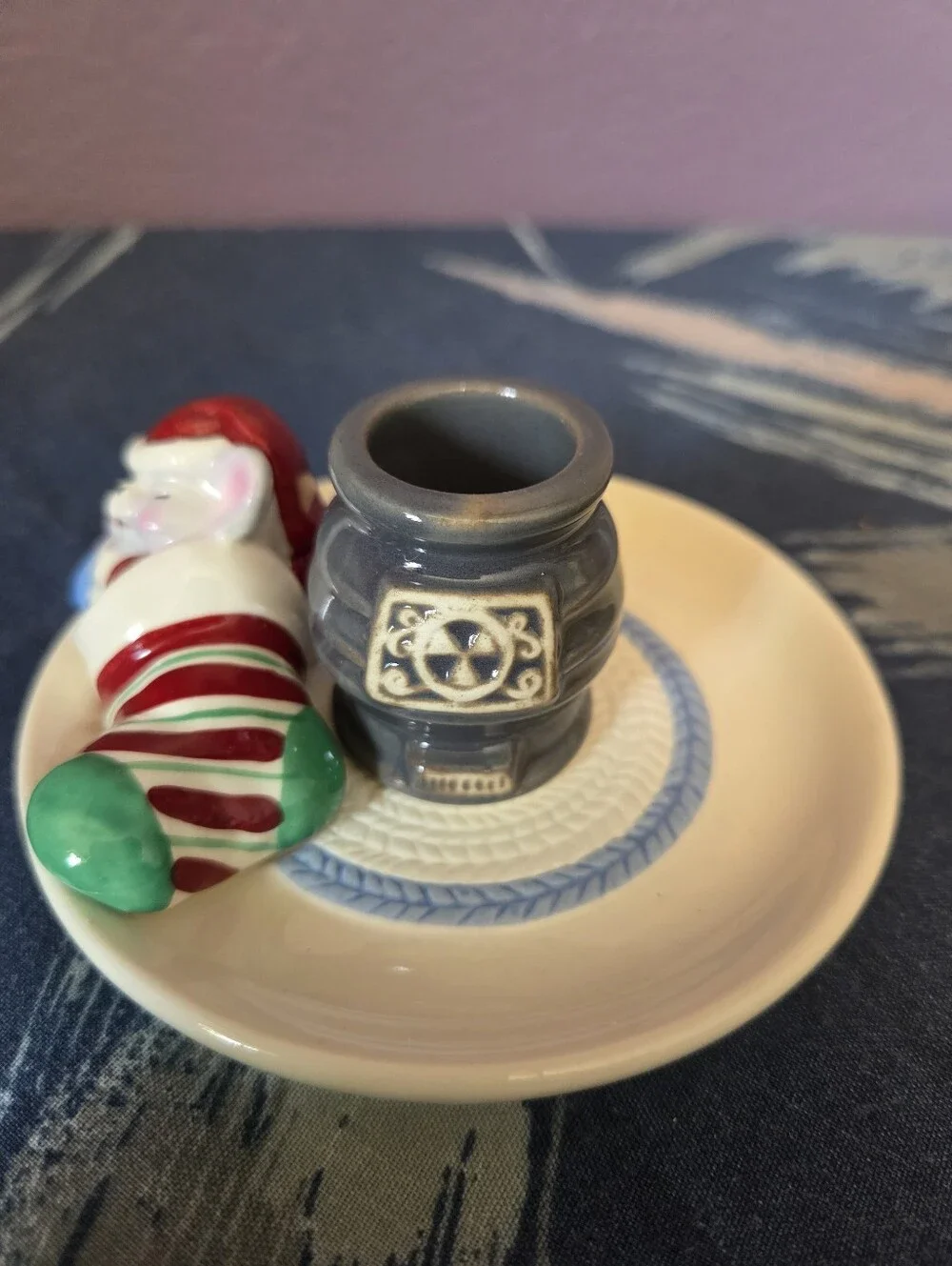 1983 AVON Sleeping Christmas Mouse Candlestick Holder